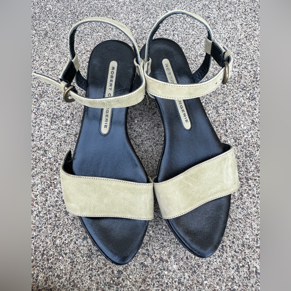 Robert Clergerie platform sandals, size 9, khaki color